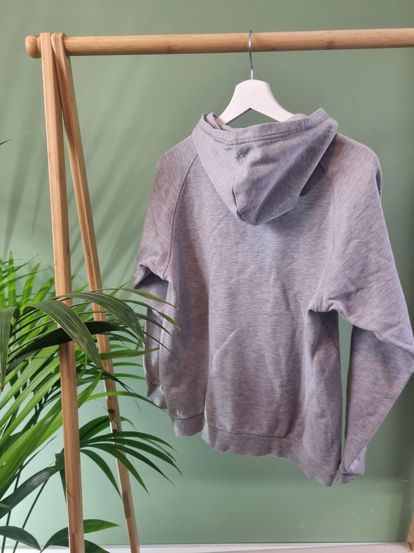Adidas front logo hoodie maat S