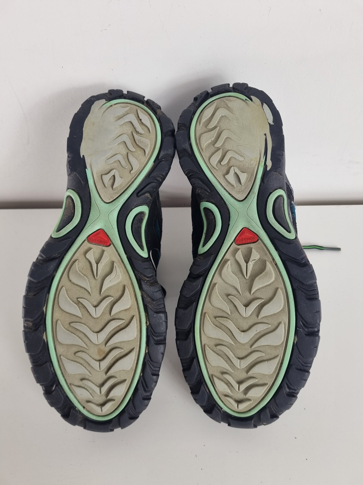 Salomon sneakers maat 38.5