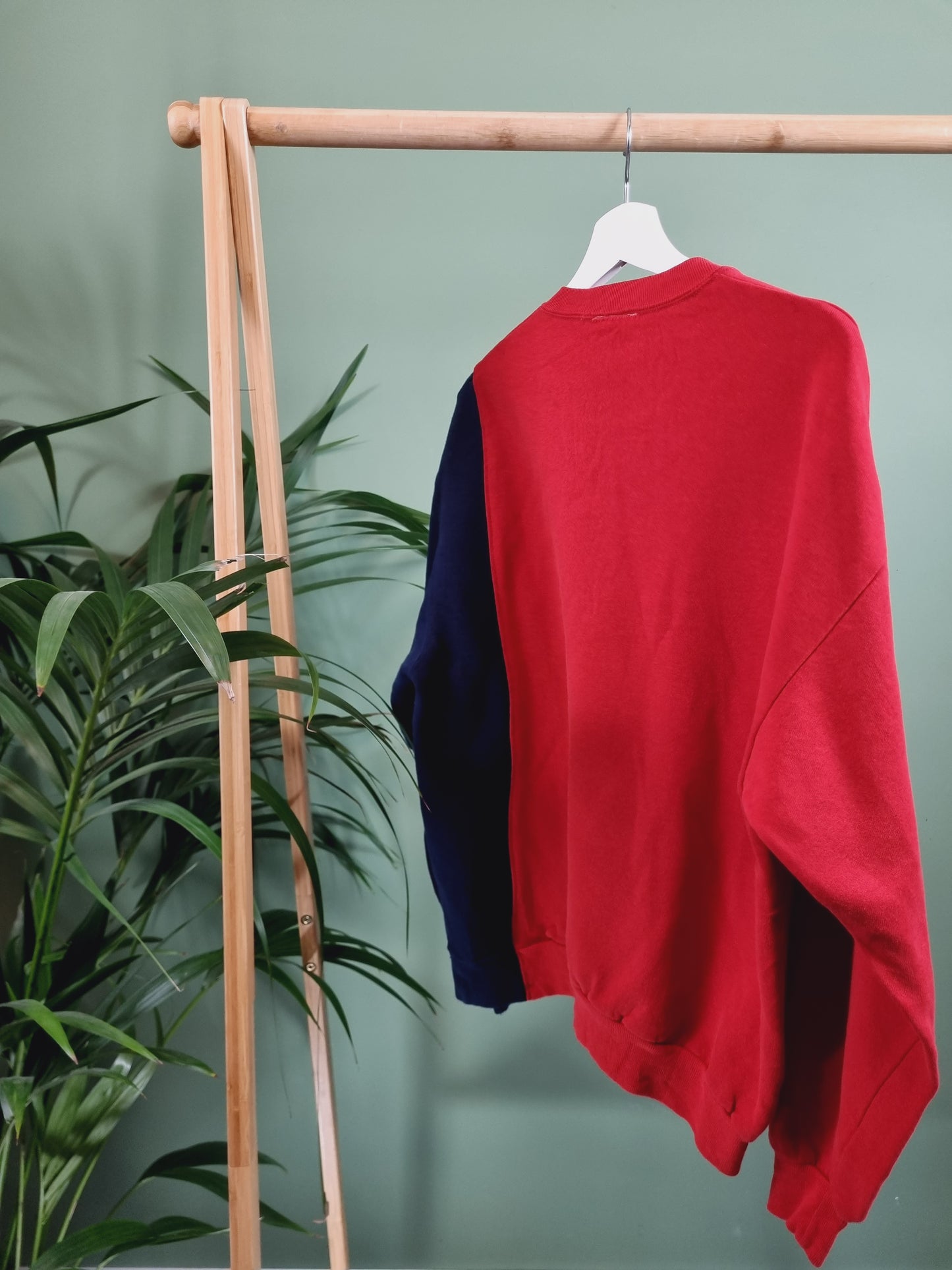 Adidas 90s equipment rework sweater maat M