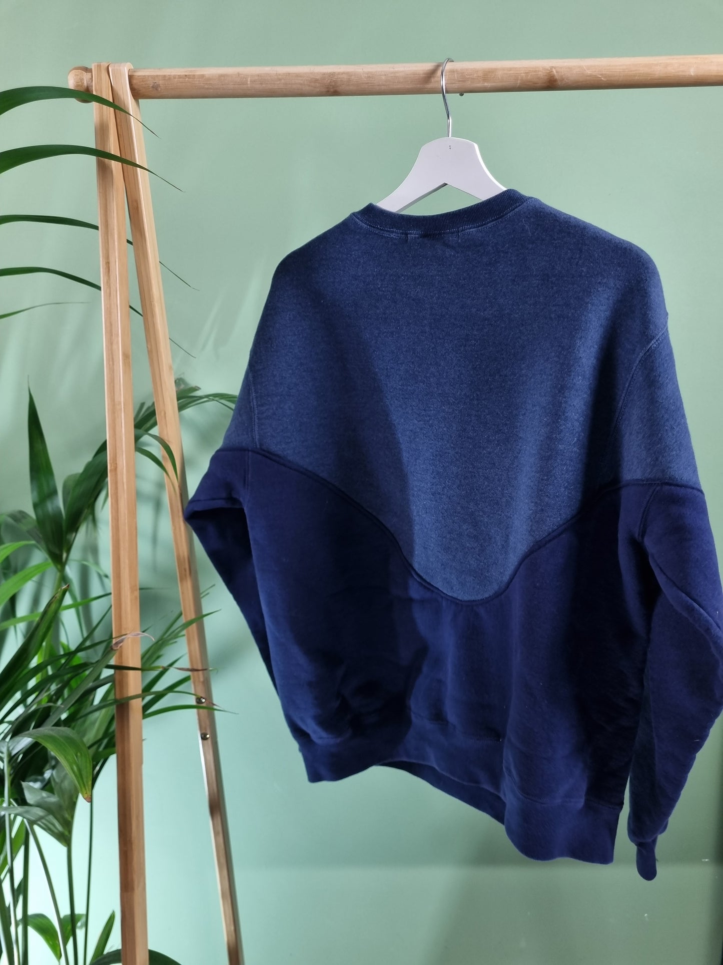 Nike Big Swoosh rework sweater maat M