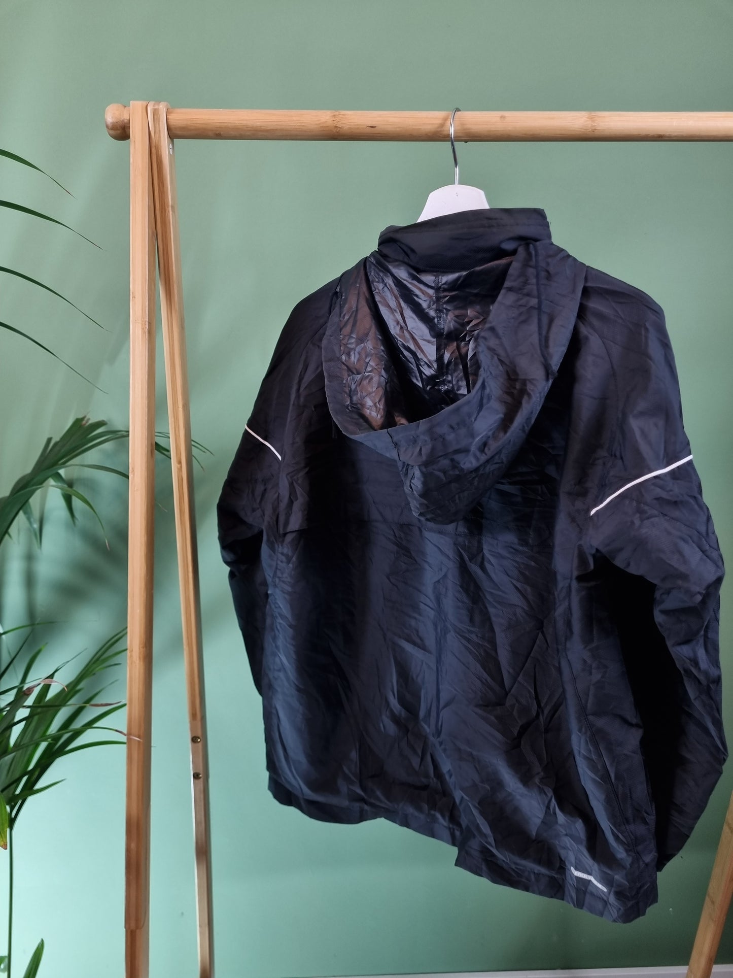 Asics track jacket maat M