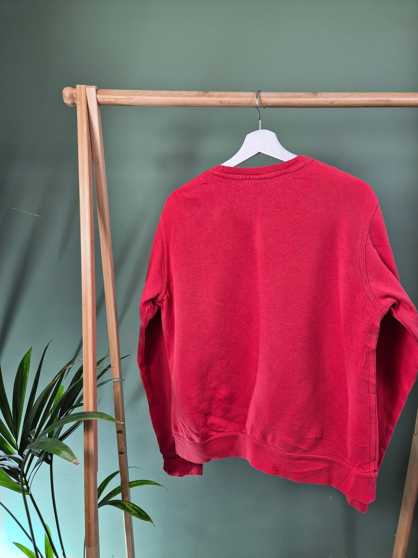 Nike chest swoosh sweater maat M