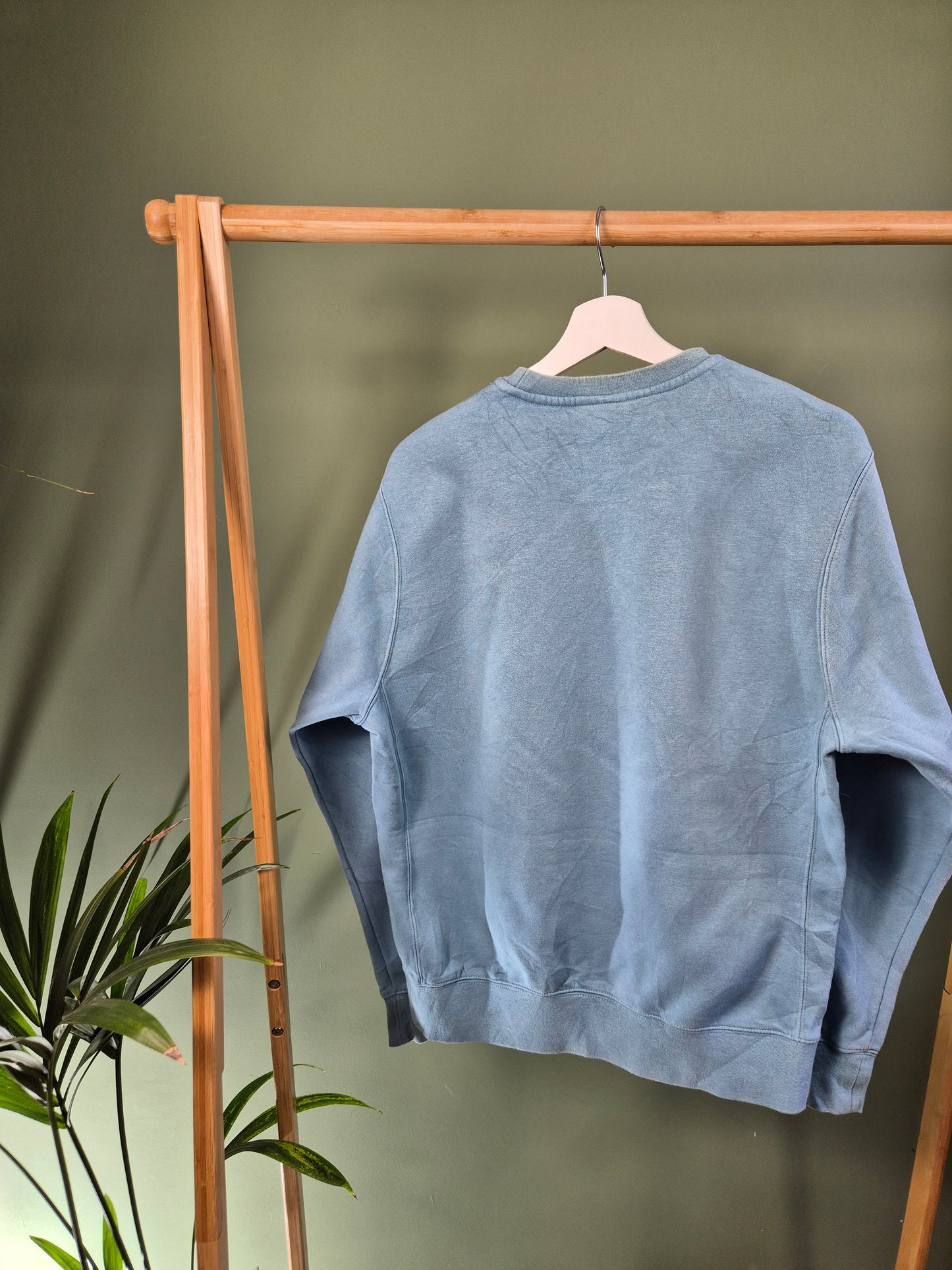 Nike chest logo sweater maat S