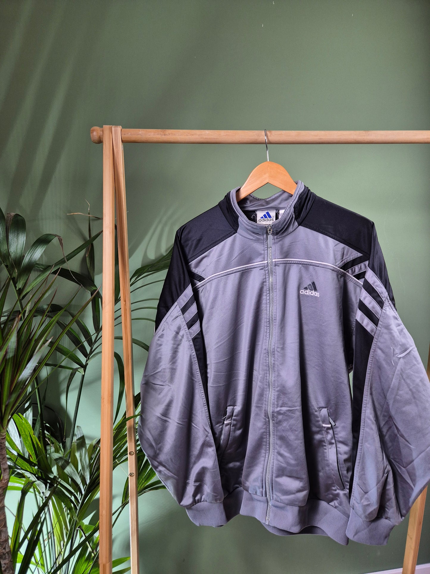 Adidas 90s track jacket maat L