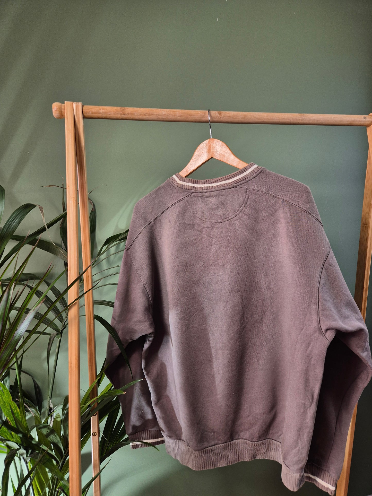 Nike 90s spell out sweater maat M