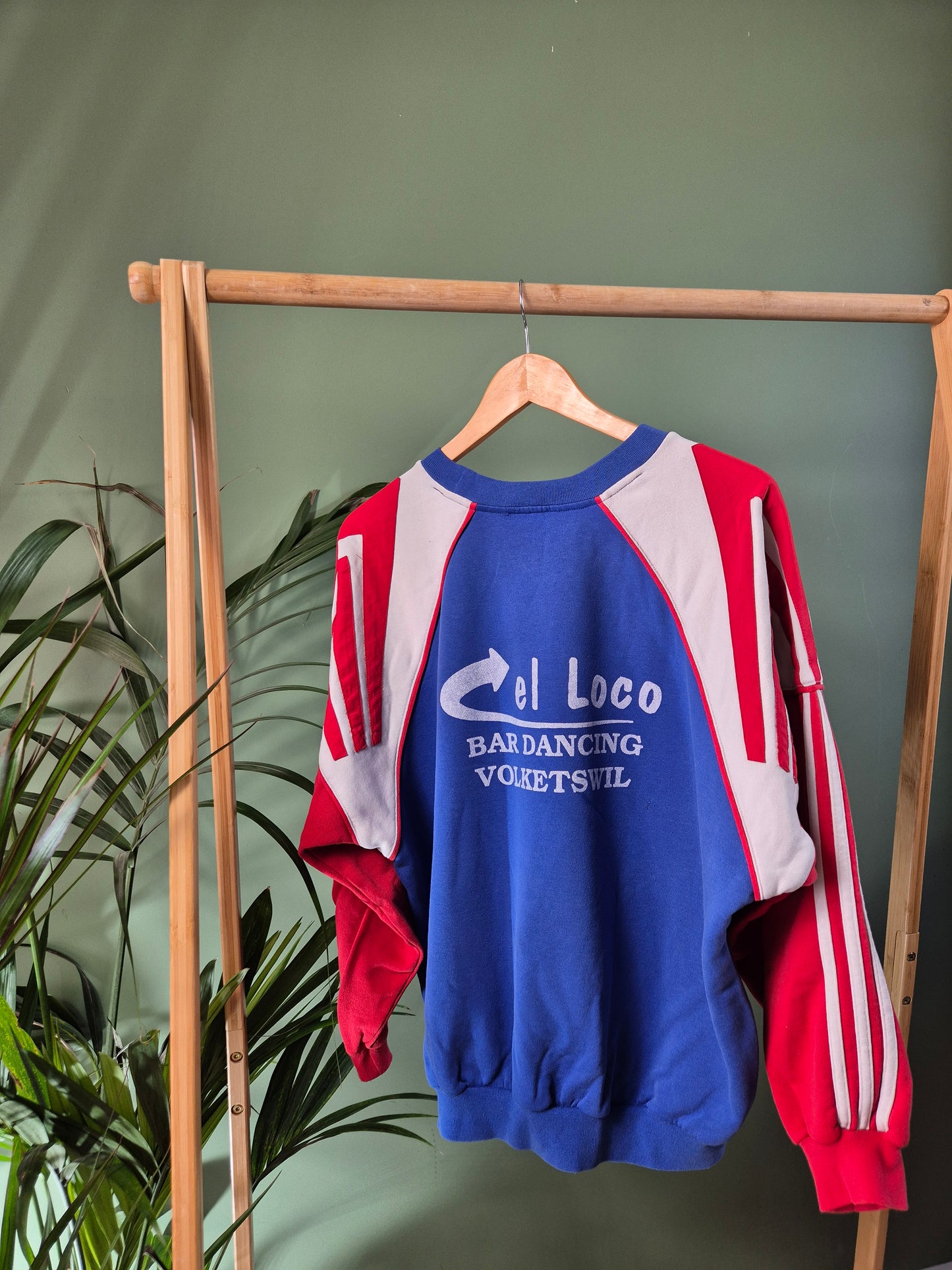 Adidas 90s sweater maat L