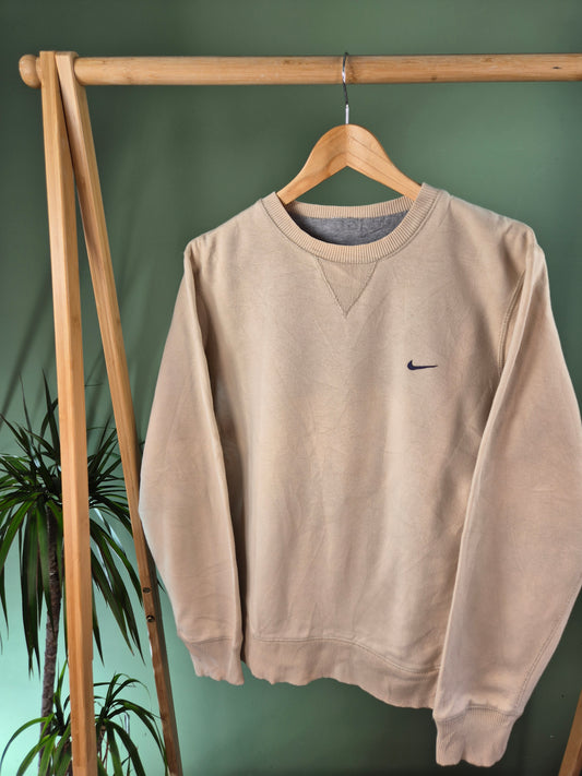 Nike Chest Swoosh Sweater Heren | Beige | Maat M