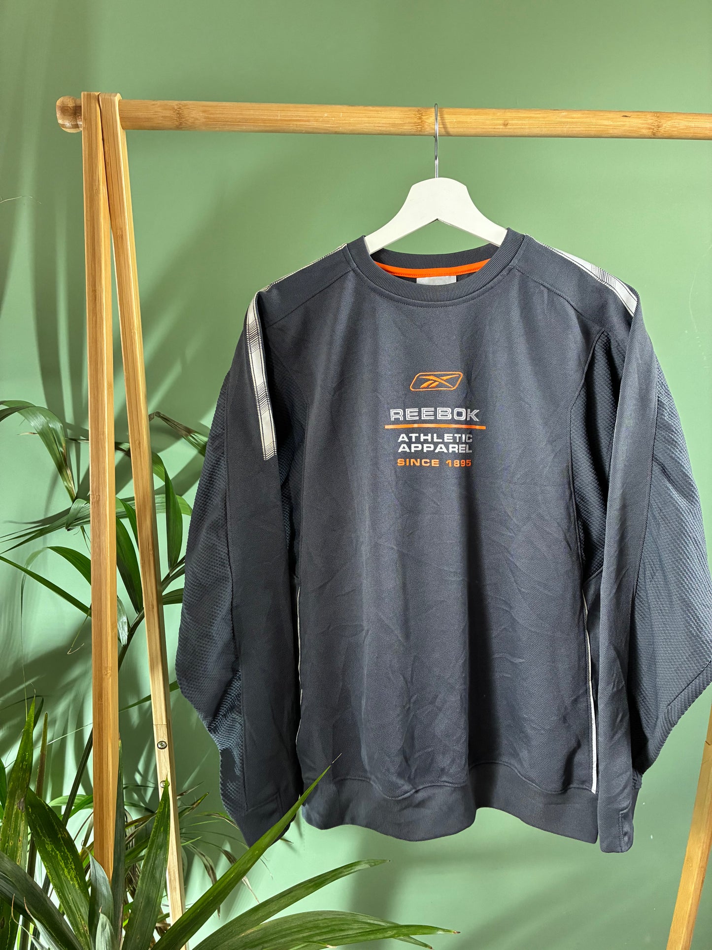 Reebok sweater maat M