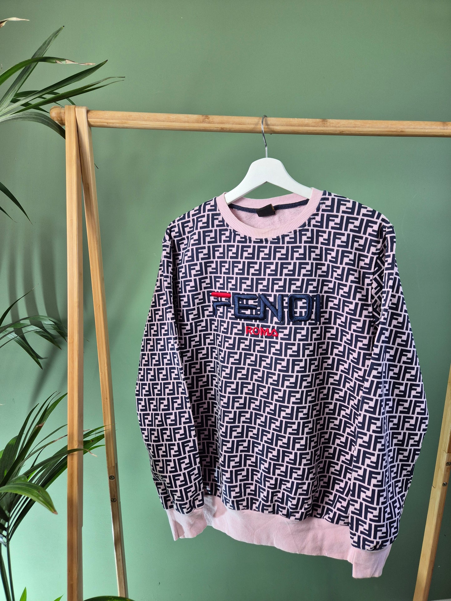 Fendi all over print sweater maat M