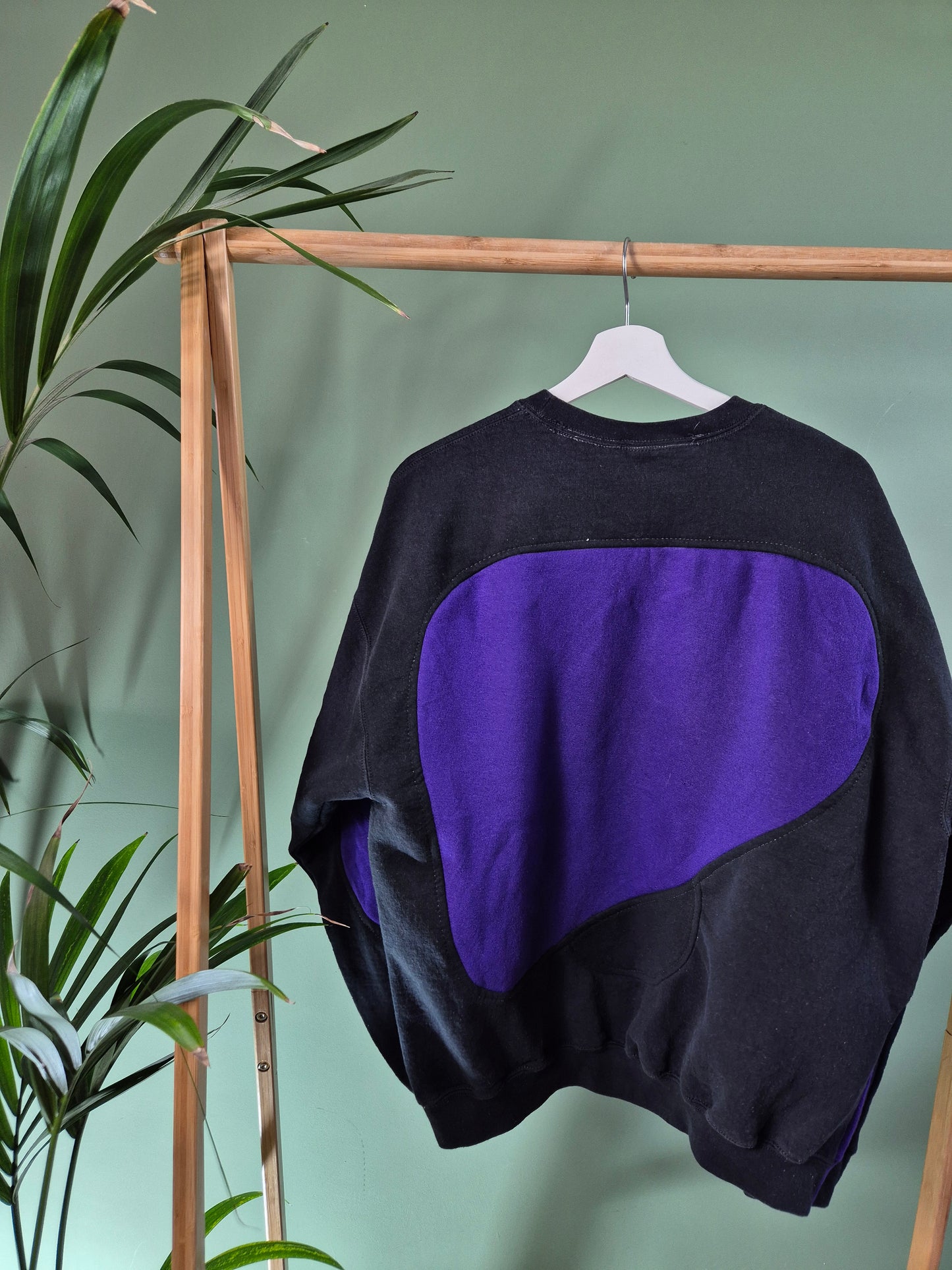 Carhartt rework sweater maat L