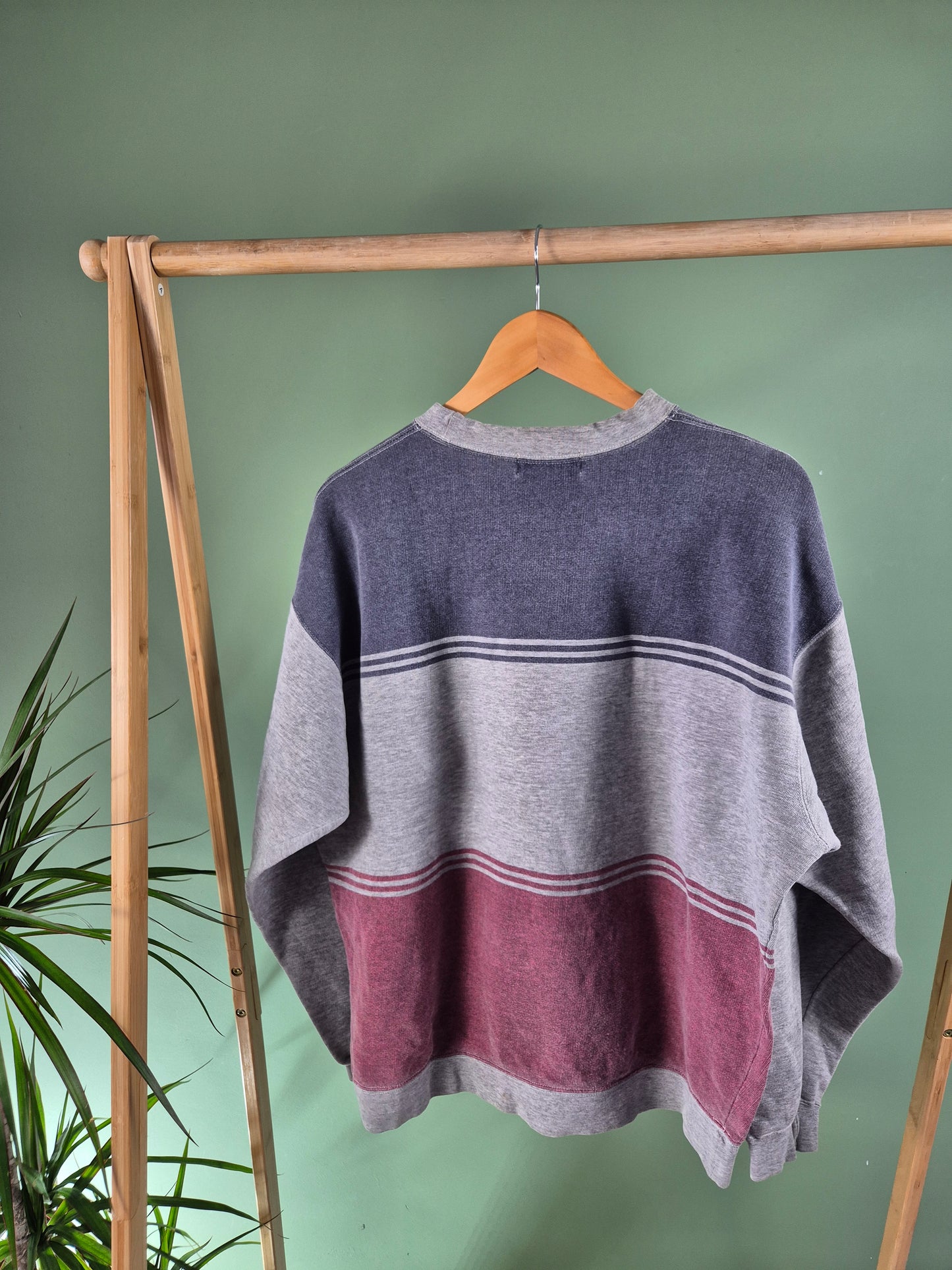 Hugo Boss sweater maat L