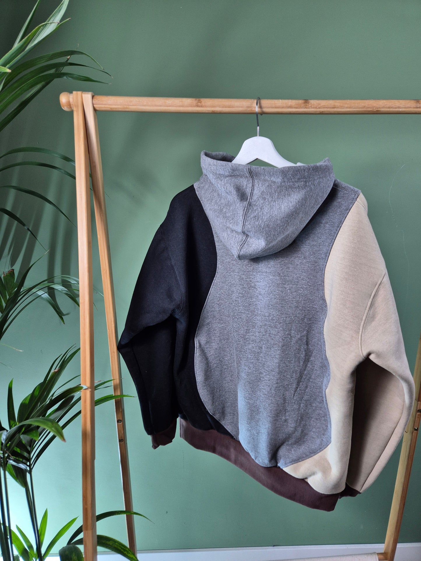 Nike rework hoodie maat M
