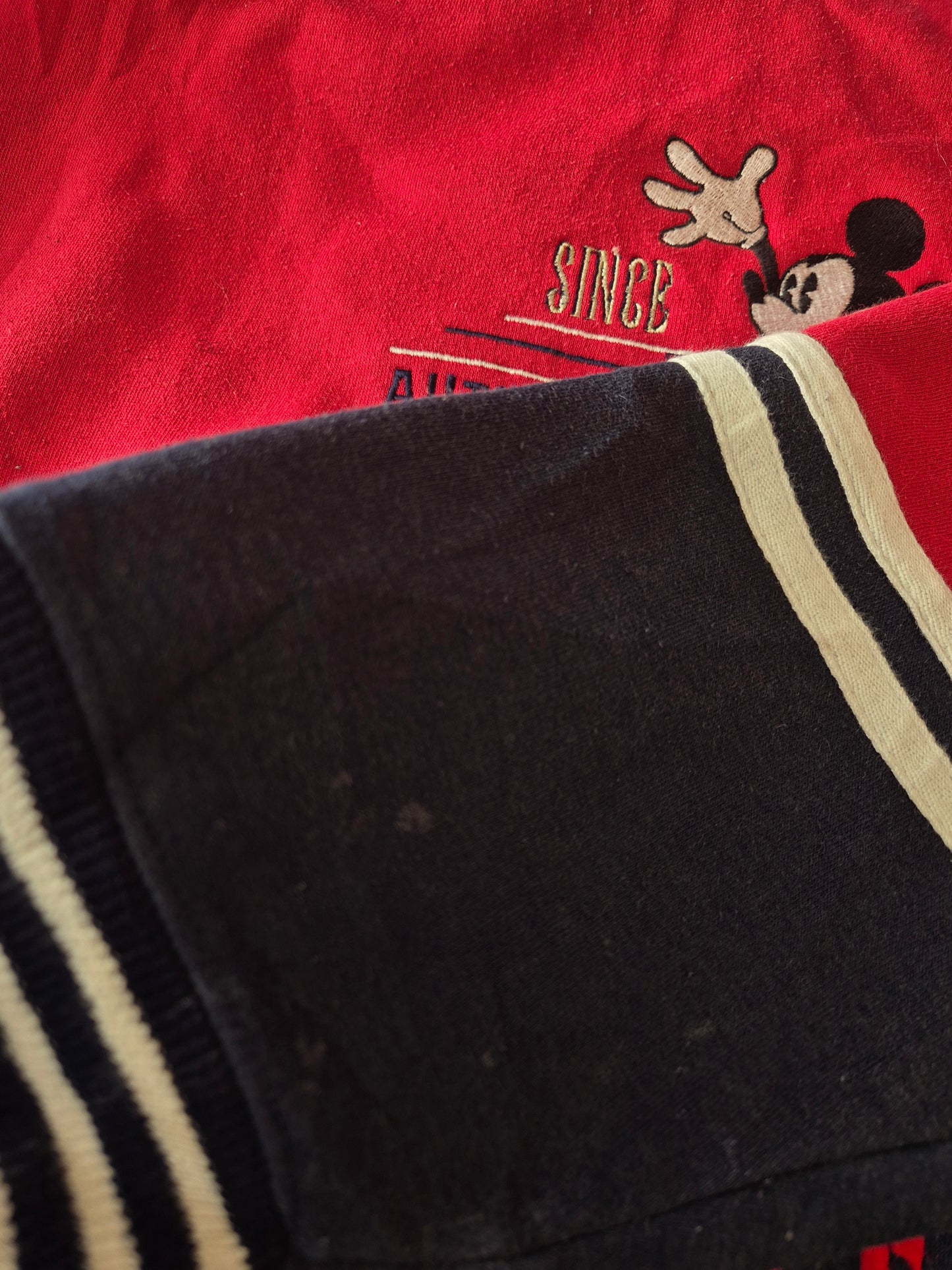 Disney Mickey Mouse sweater maat L