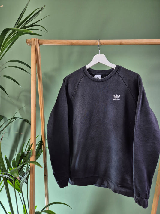 Adidas Chest Logo Sweater Heren | Zwart | Maat M