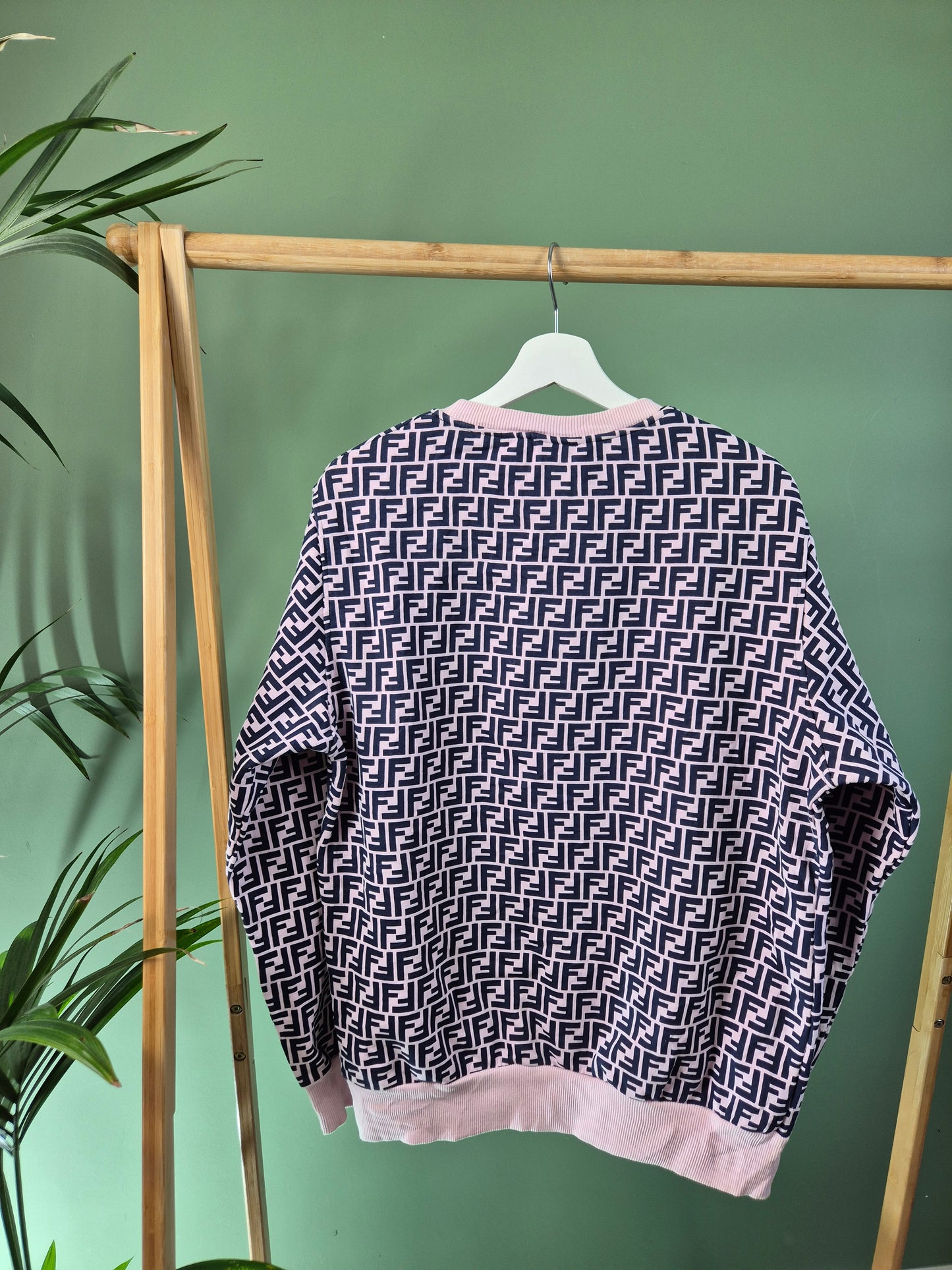 Fendi all over print sweater maat M