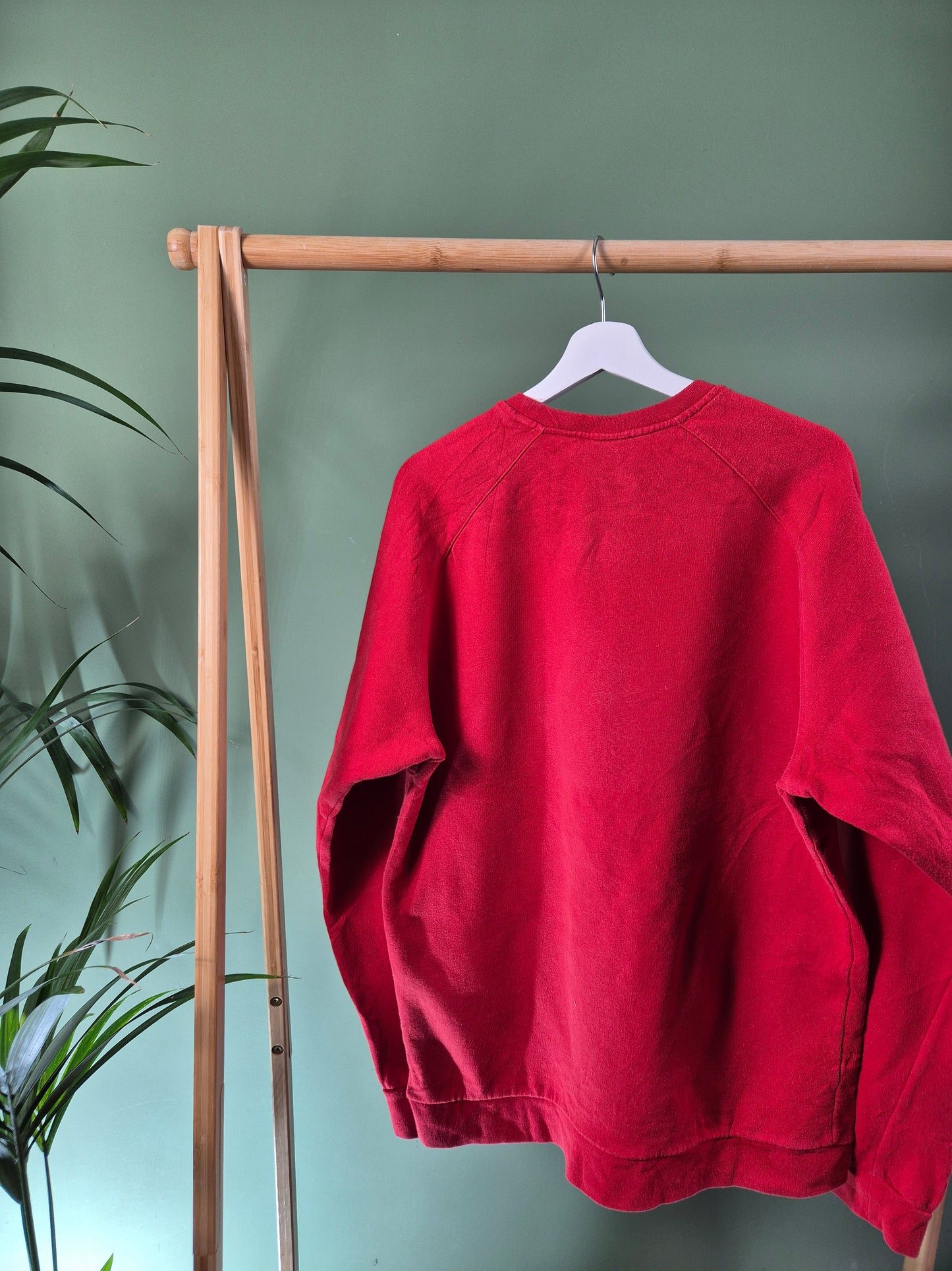 Adidas Front Logo Sweater Heren | Rood | Maat L
