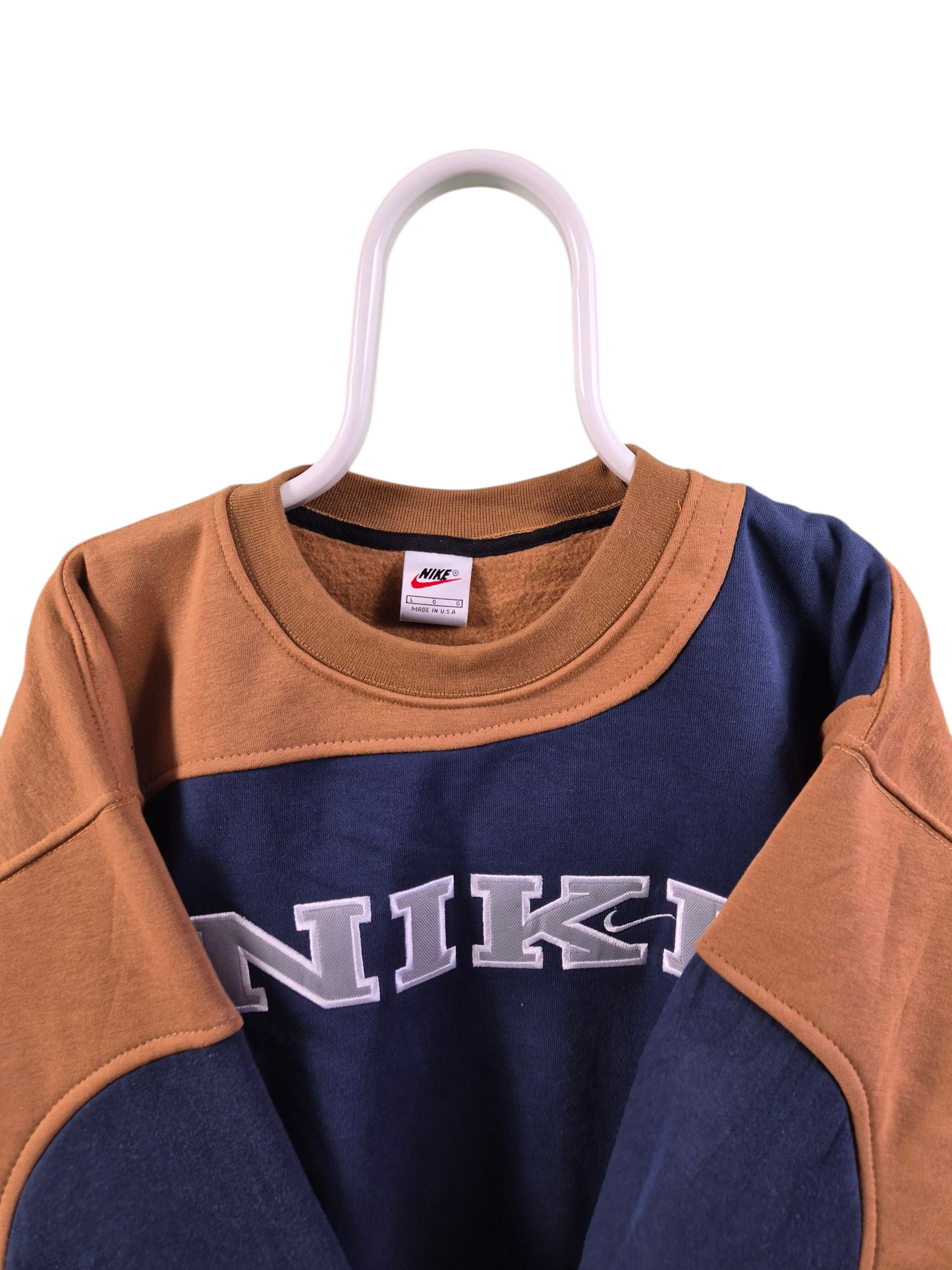 Nike 90s spell out rework sweater maat L