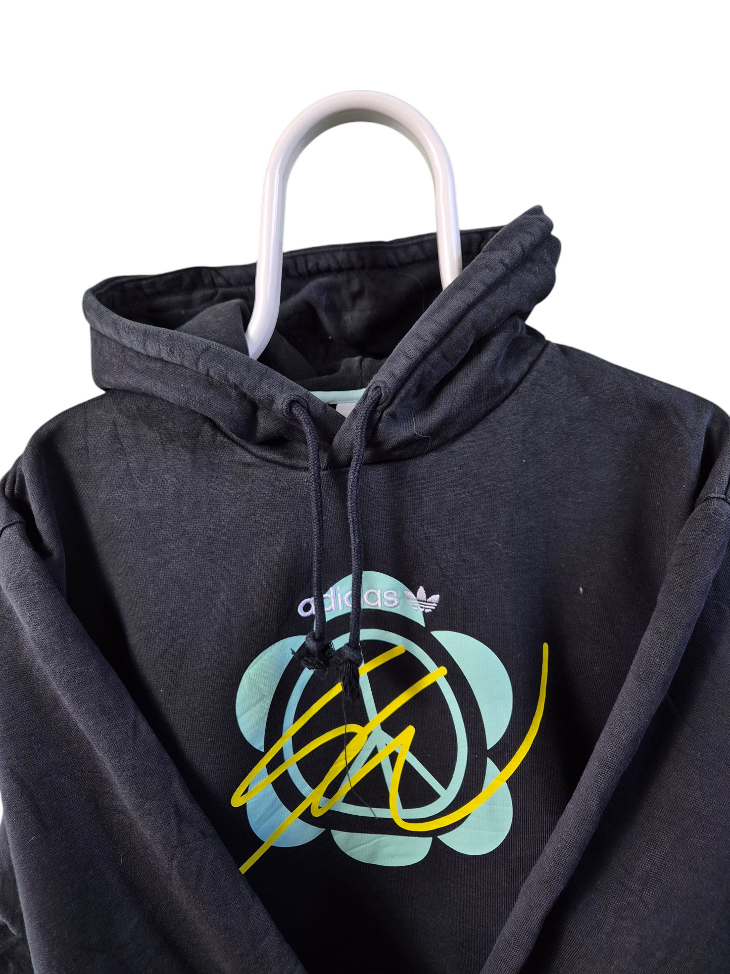 Adidas heavy weight hoodie maat L