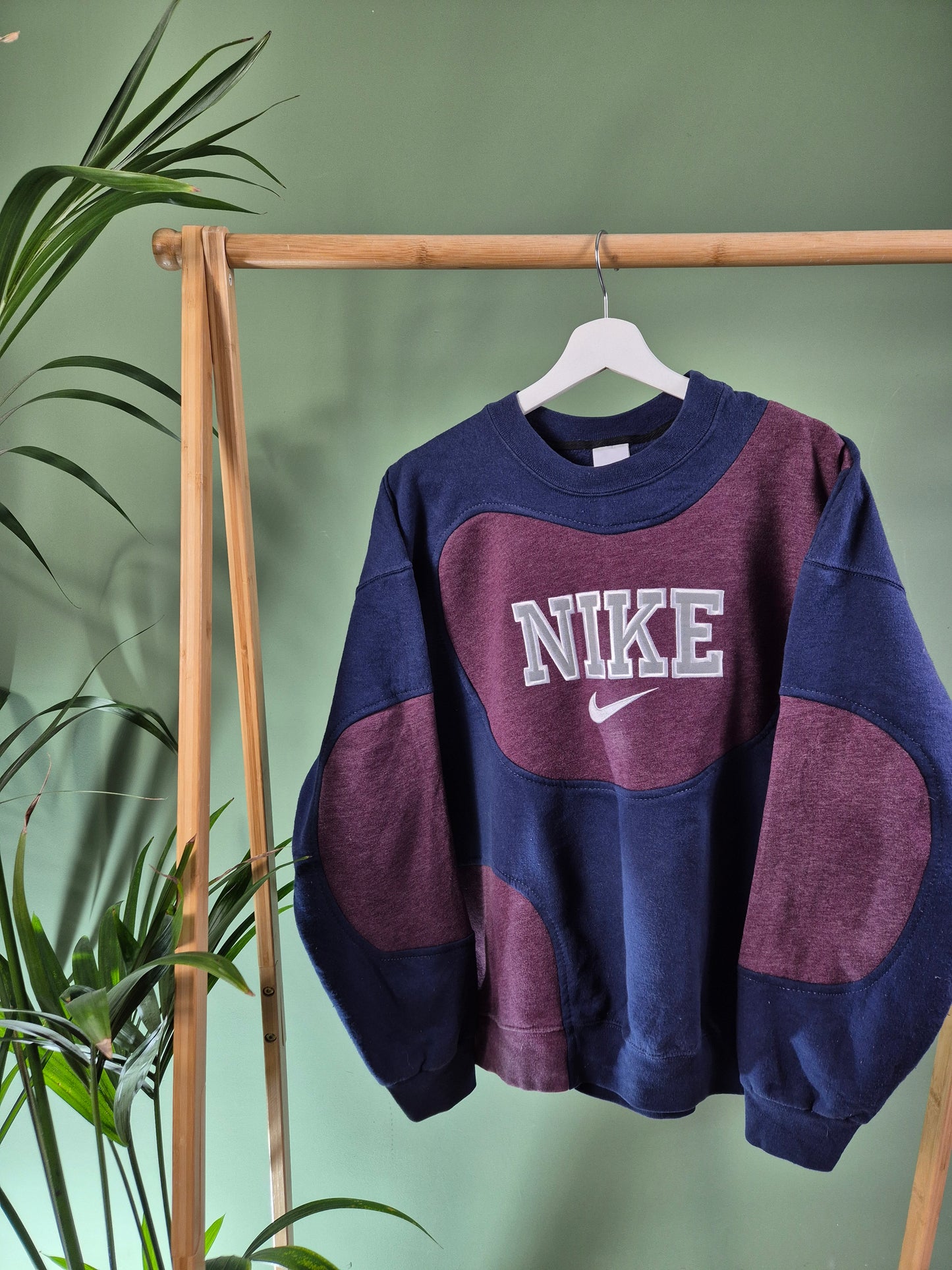Nike rework spell out sweater maat XL