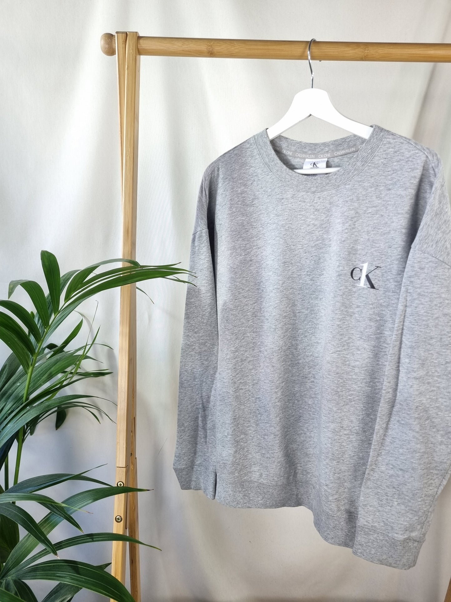 Calvin Klein checkt logo sweater maat L