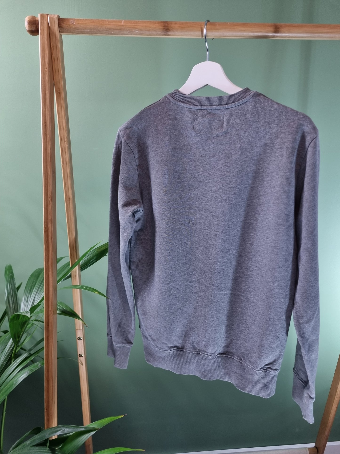 Calvin Klein front logo sweater maat XS