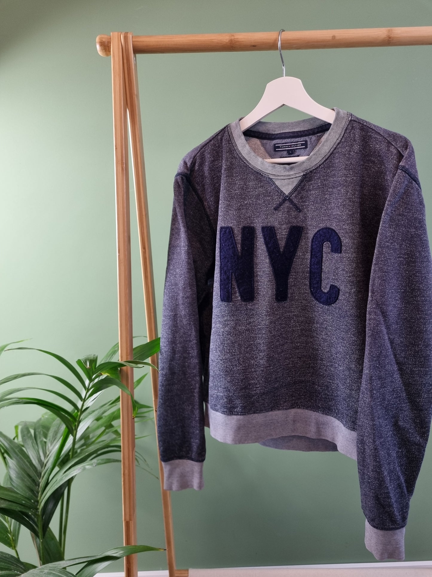 Tommy Hilfiger NYC sweater maat L