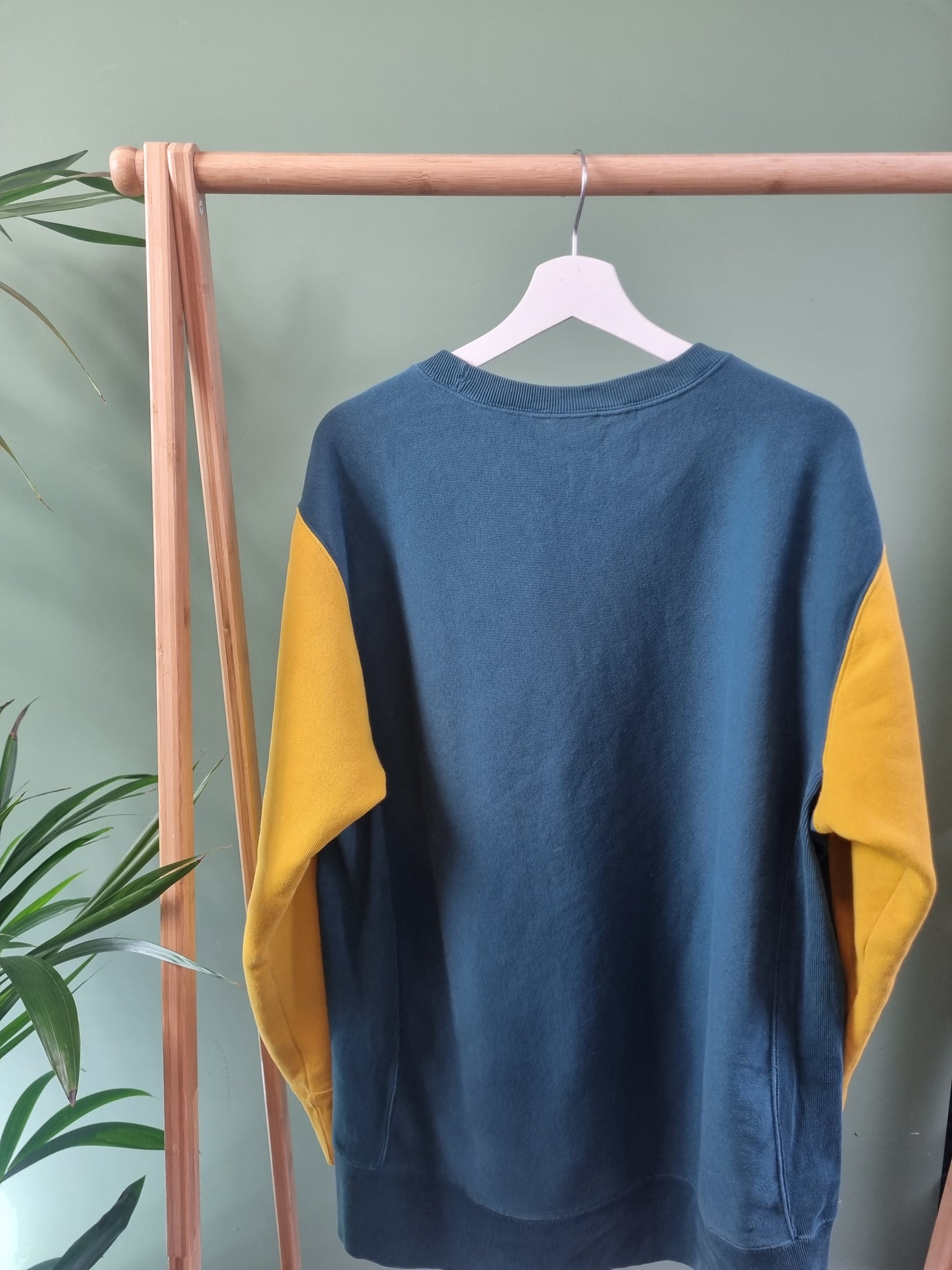 Champion sweater maat M