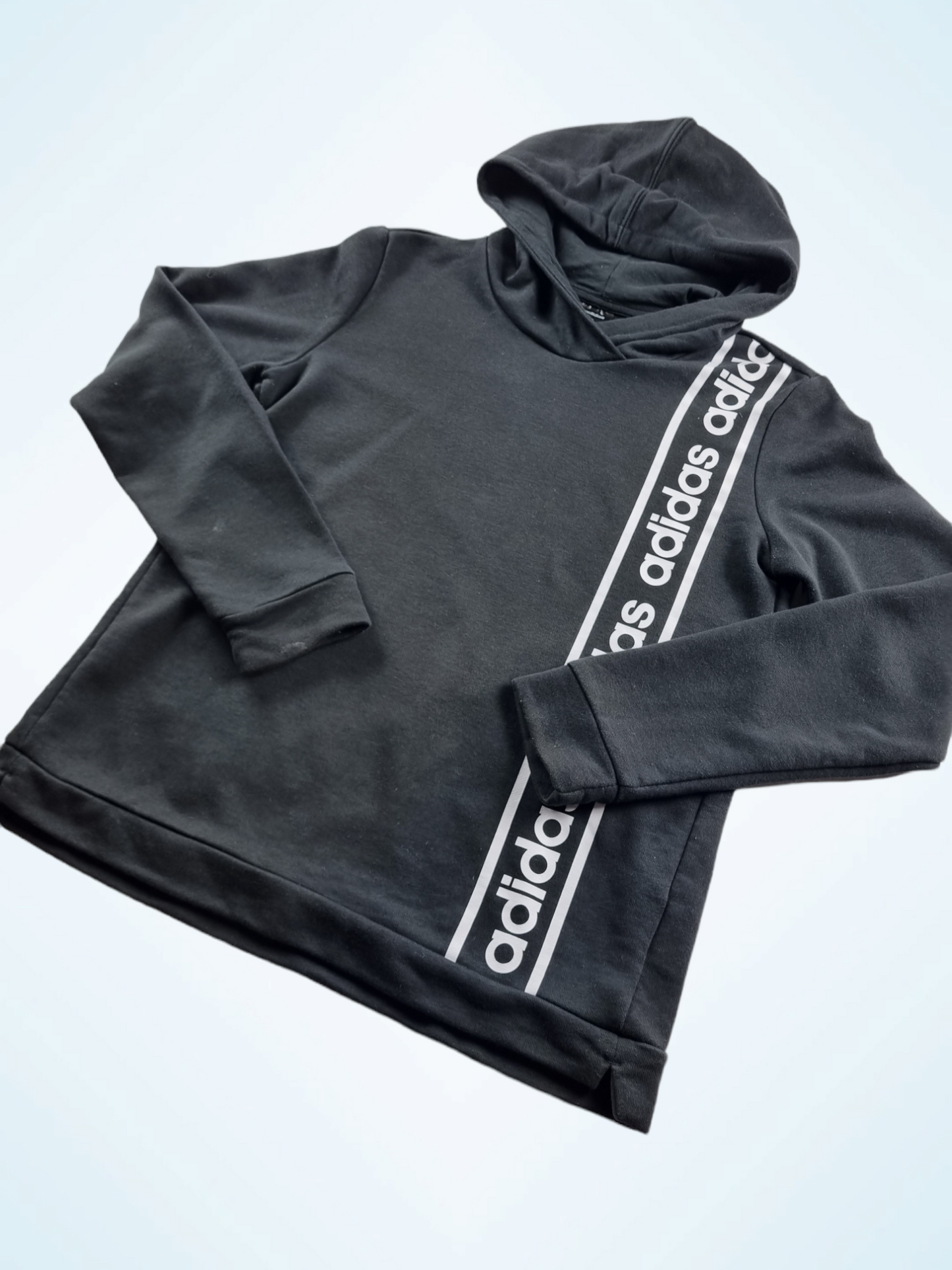 Adidas hoodie maat M