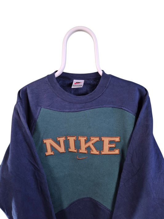 Nike 90s spell out rework sweater maat L