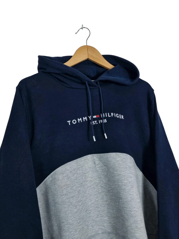 Vintage Tommy Hilfiger cropped hoodie maat M