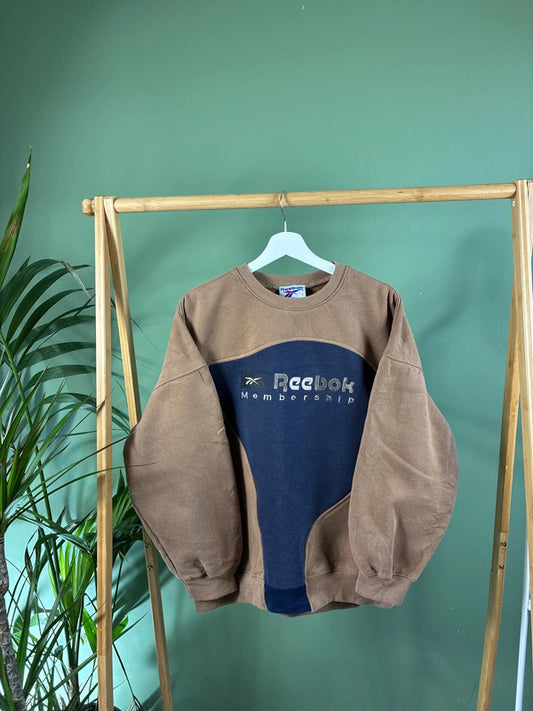 Vintage Reebok rework sweater maat L