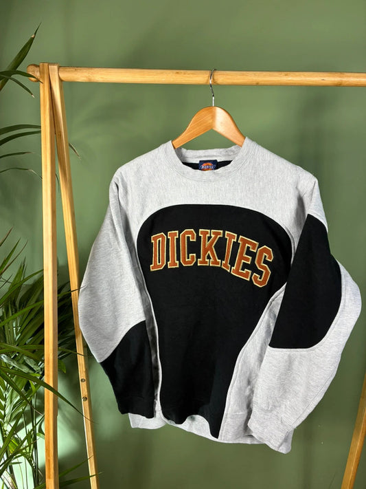 Vintage Dickies spell out rework sweater maat M
