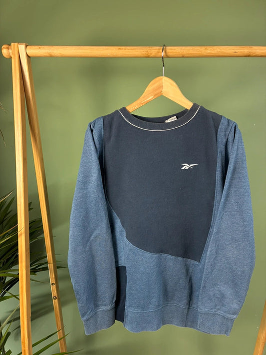 Vintage Reebok rework sweater maat M