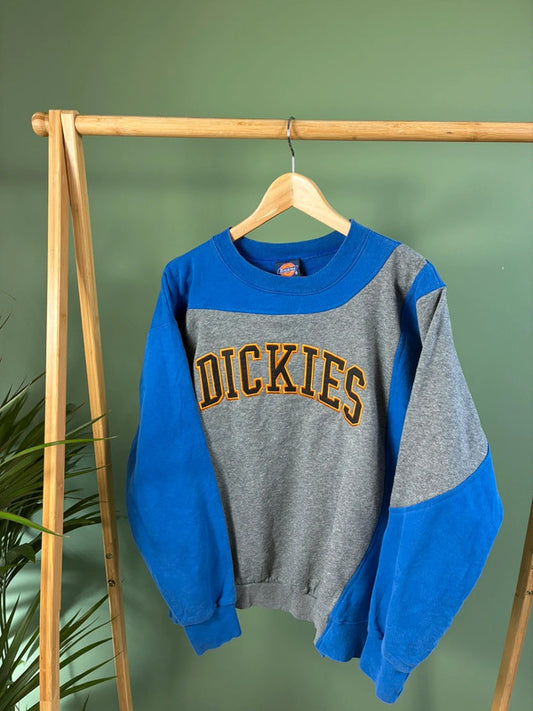 Vintage Dickies spell out rework sweater maat M