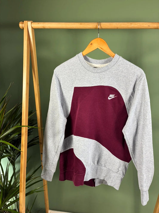 Vintage 90s Nike Rework Sweater Heren | Maat S