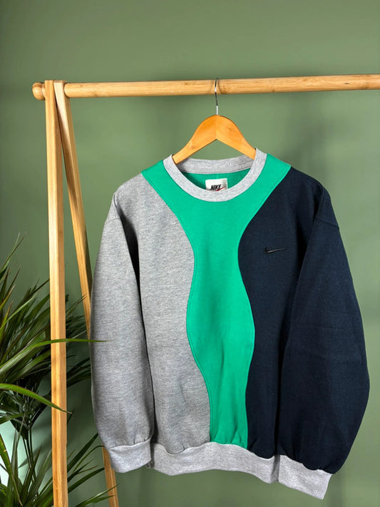 Nike Chest Swoosh Rework Sweater Heren | L