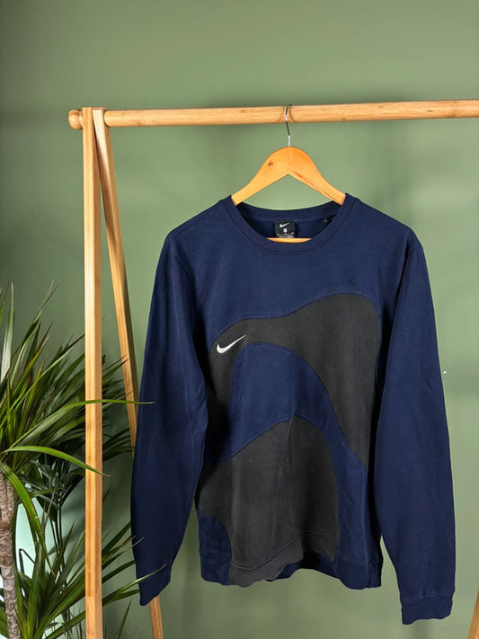 Vintage Nike swoosh rework sweater maat L