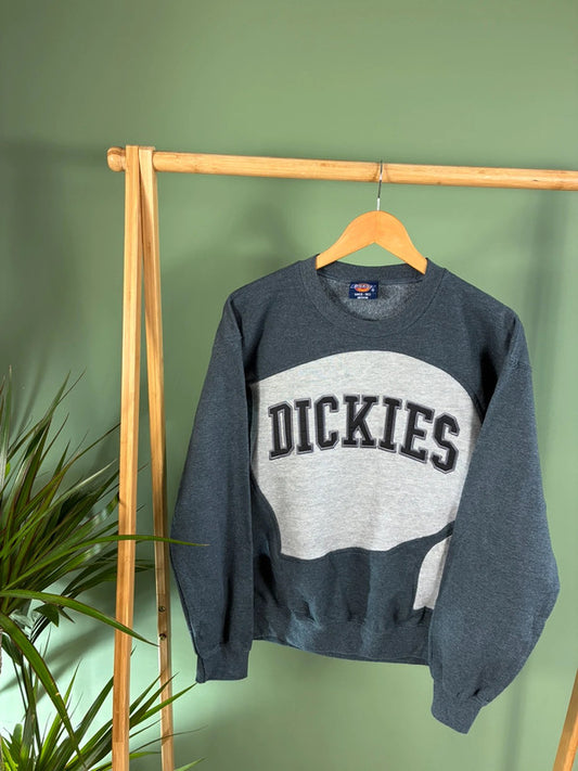 Vintage Dickies spell out rework sweater maat M