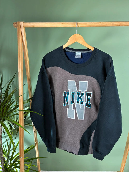 Vintage Nike rework sweater maat L