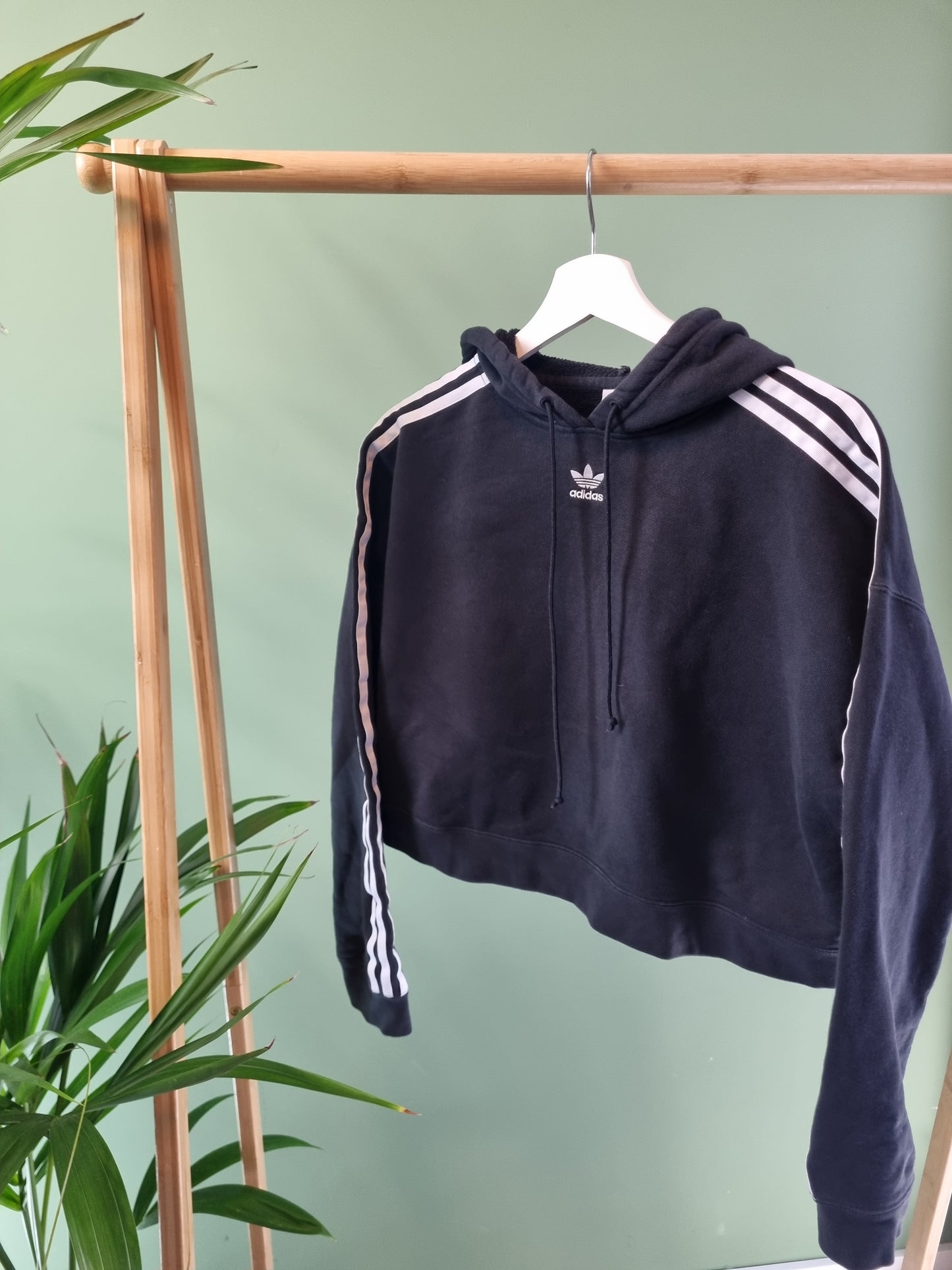 Adidas 3-stripes crop top sweater maat M