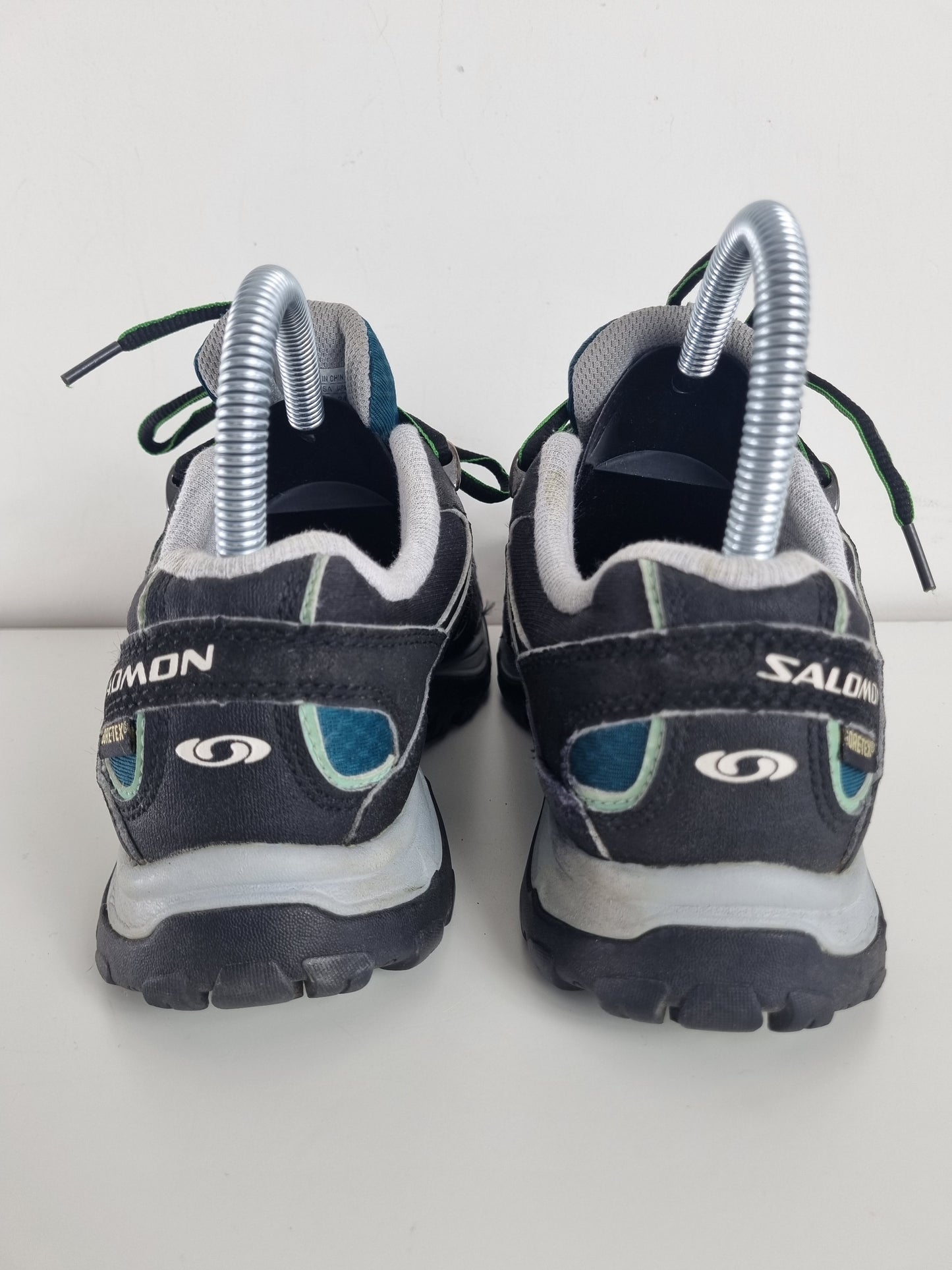 Salomon sneakers maat 38.5