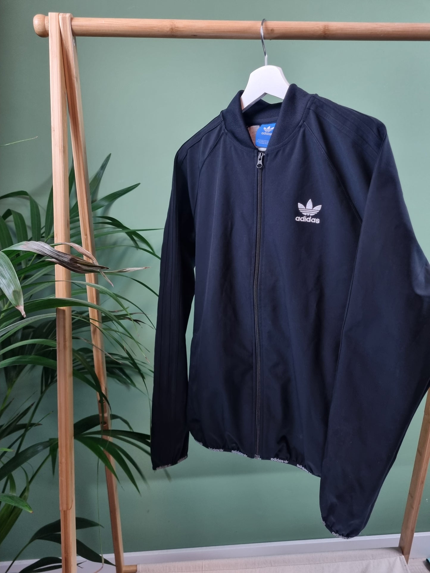 Adidas bomber vest maat L