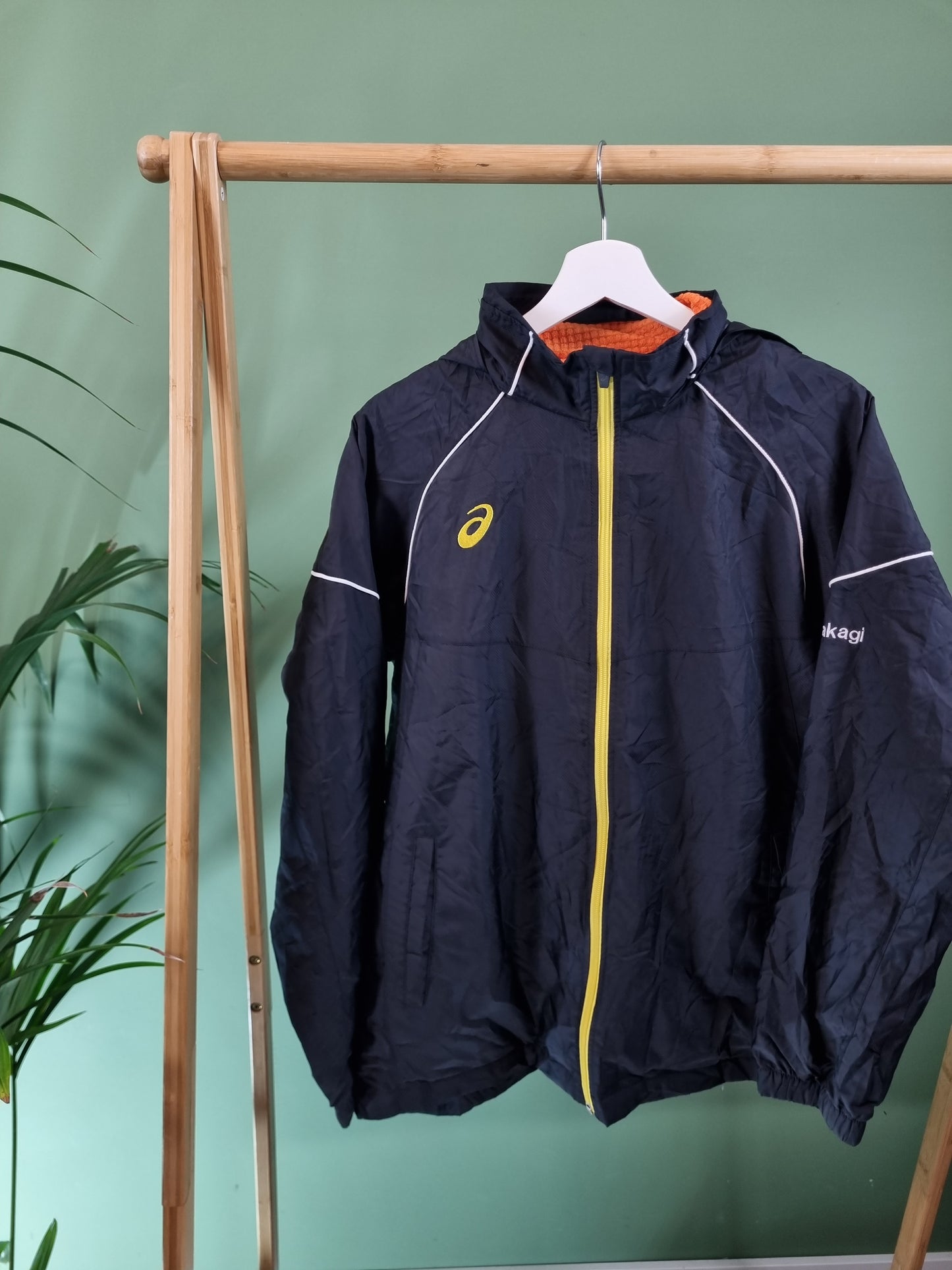 Asics track jacket maat M