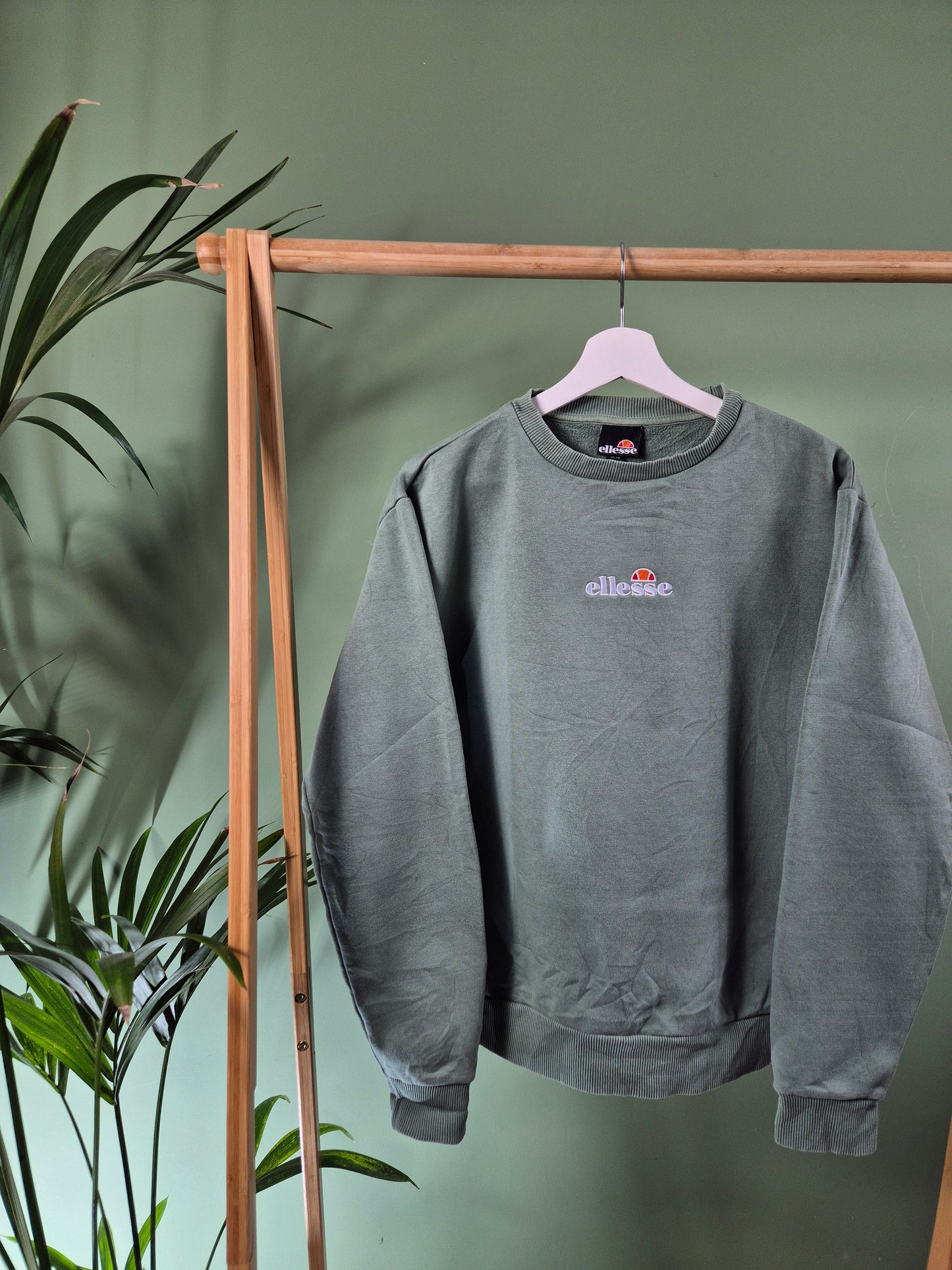 Ellesse sweater maat M