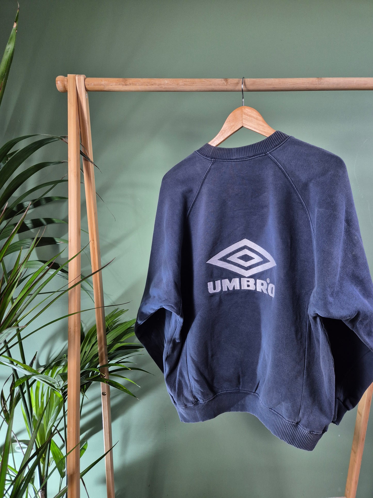 Umbro 90s sweater maat M
