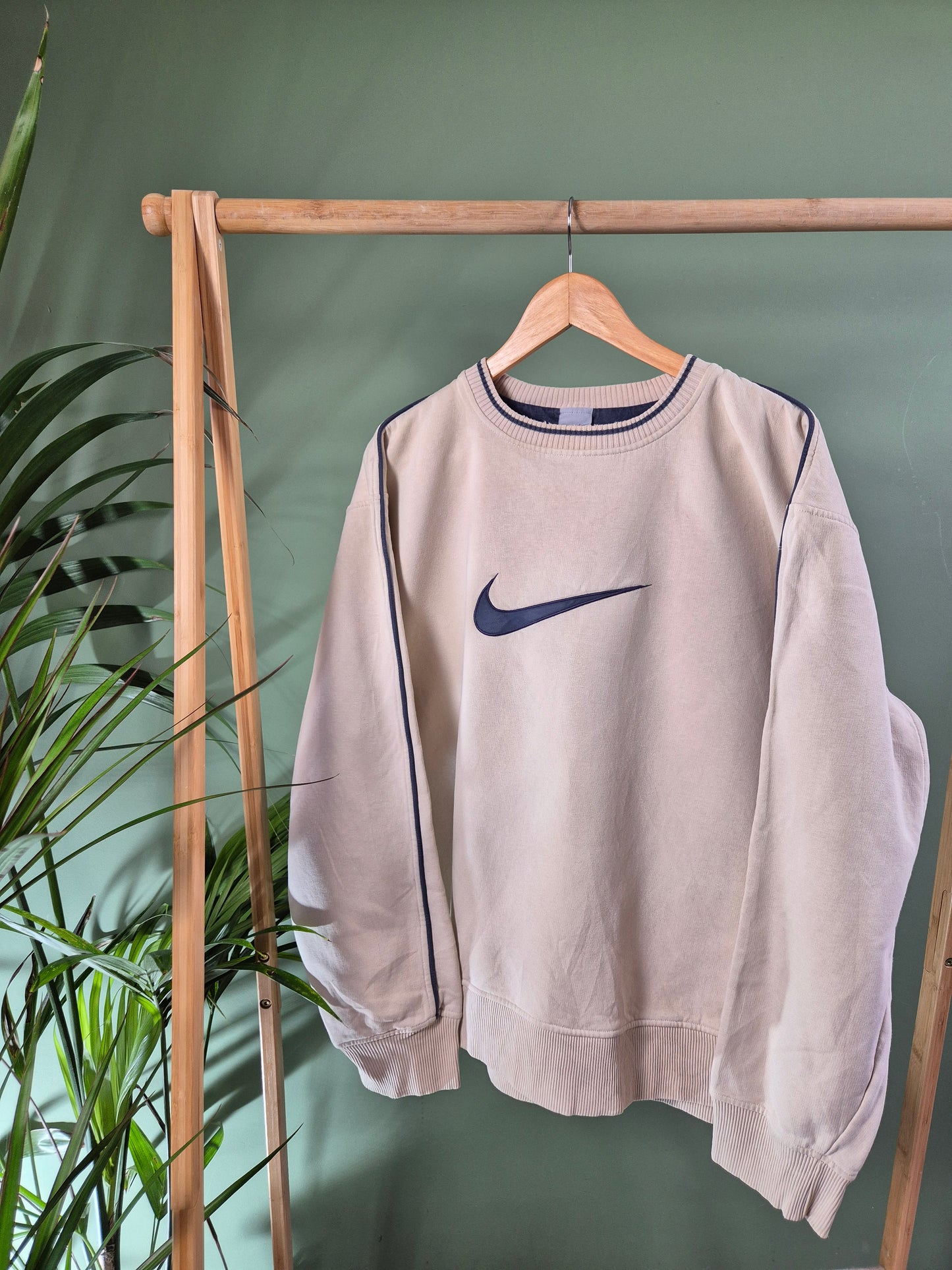 Nike swoosh sweater maat XL
