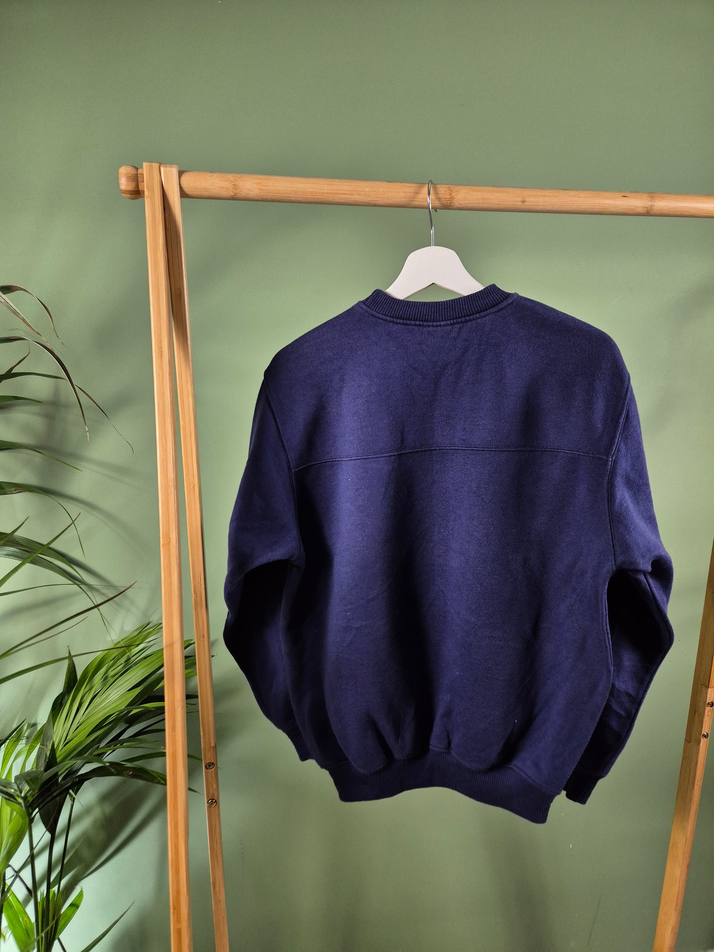 Adidas 90s front logo sweater maat S