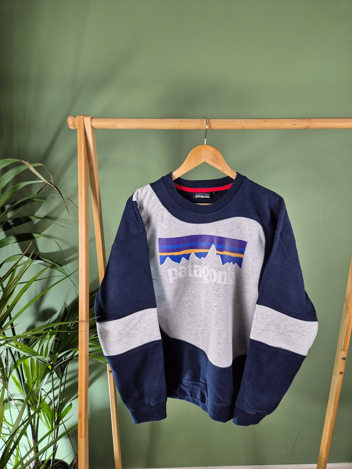 Patagonia logo rework sweater maat L