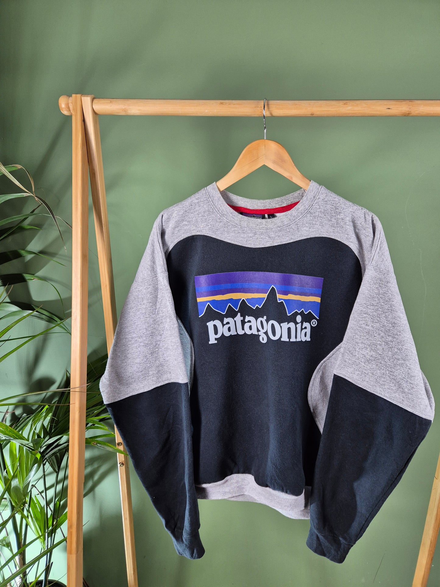 Patagonia logo rework sweater maat L