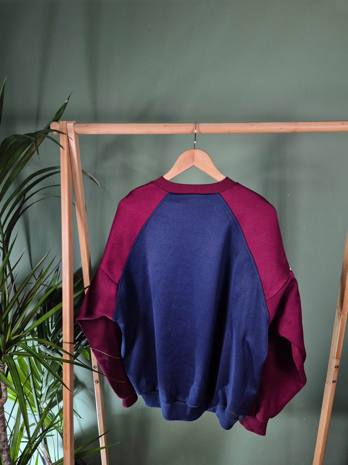 Adidas 80s sweater maat L